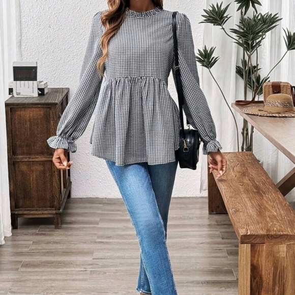 Neckline Ruffle Hem Gingham Long Sleeve Casual Blouse With Frilled Edges - Picture 2 of 4